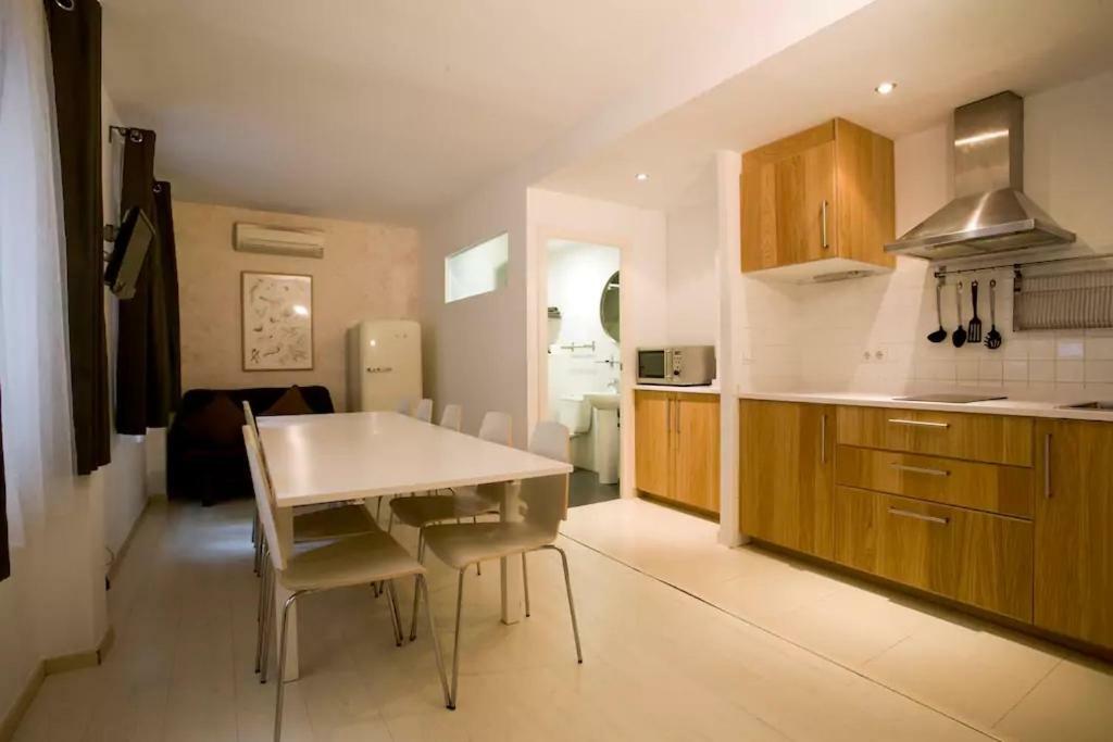 Old City Beach House Apartment Barcelona Luaran gambar